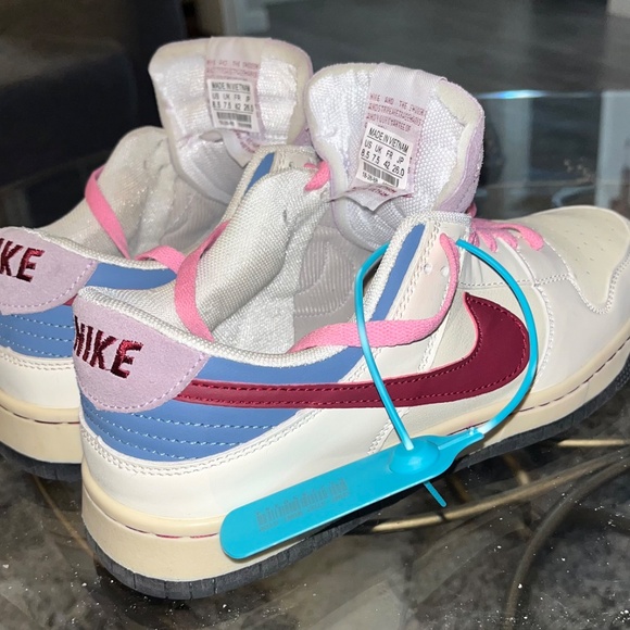 Brand New Nike SB Dunk Womens Athletic Shoes. Size 8.5 - Picture 5 of 9